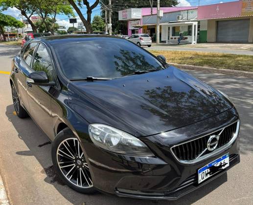 VOLVO V40 2.0 T4 KINETIC GASOLINA 4P AUTOMÁTICO VOLVO V40 2.0 T4 KINETIC GASOLINA 4P AUTOMÁTICO